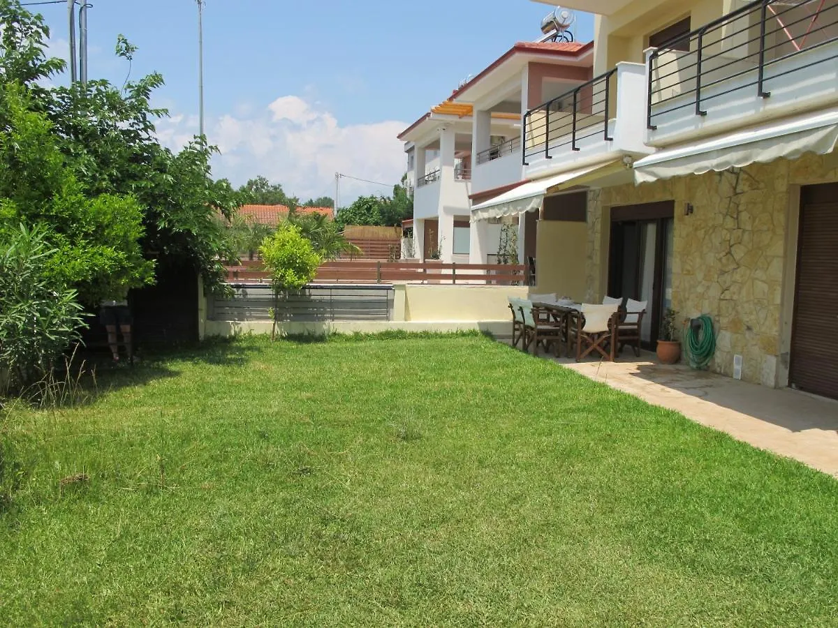 F & B Summer Collection - Christiana'S House Никити 0*,